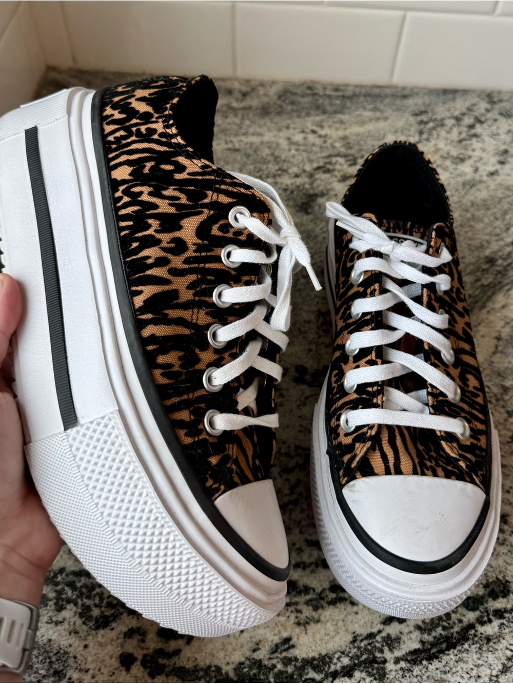 Converse Lift Double Stack Platform Leopard Low Top W 8 EUC